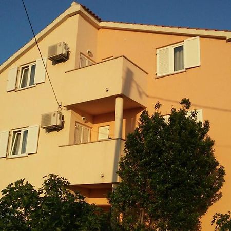 Apartments Oaza, Vrsi Mulo Exterior foto